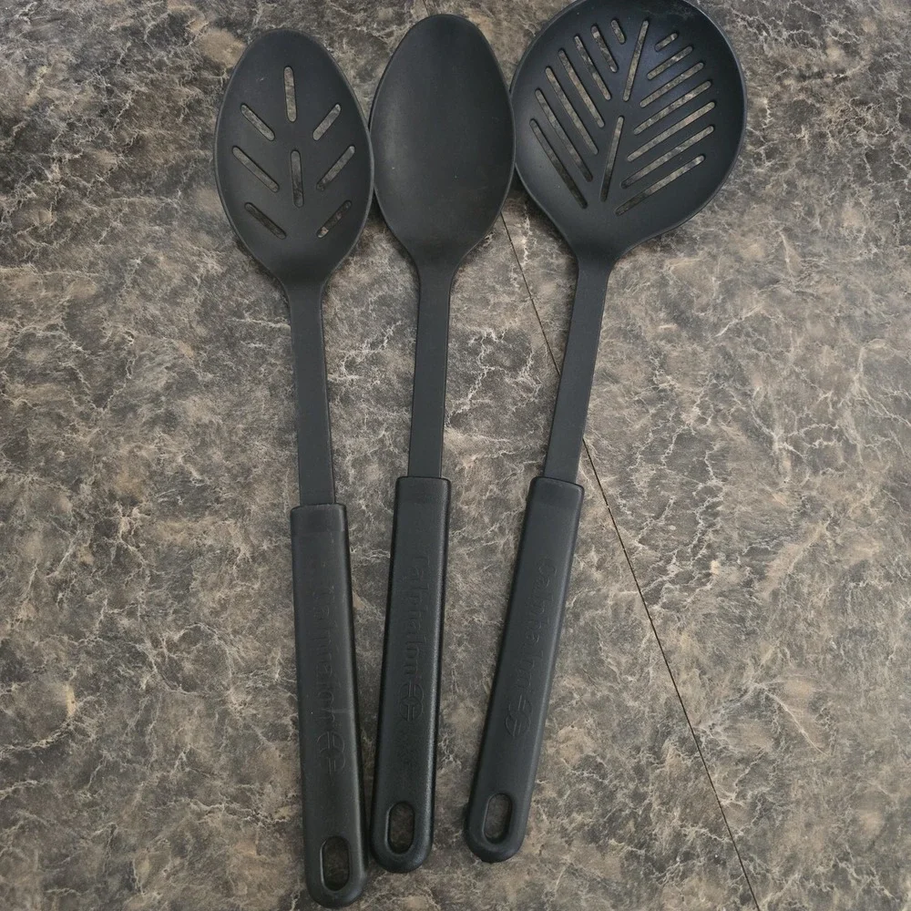 Lot of 3 Solid Black Thick‎ Plastic Kitchen / Cooking Utensils Calphalon